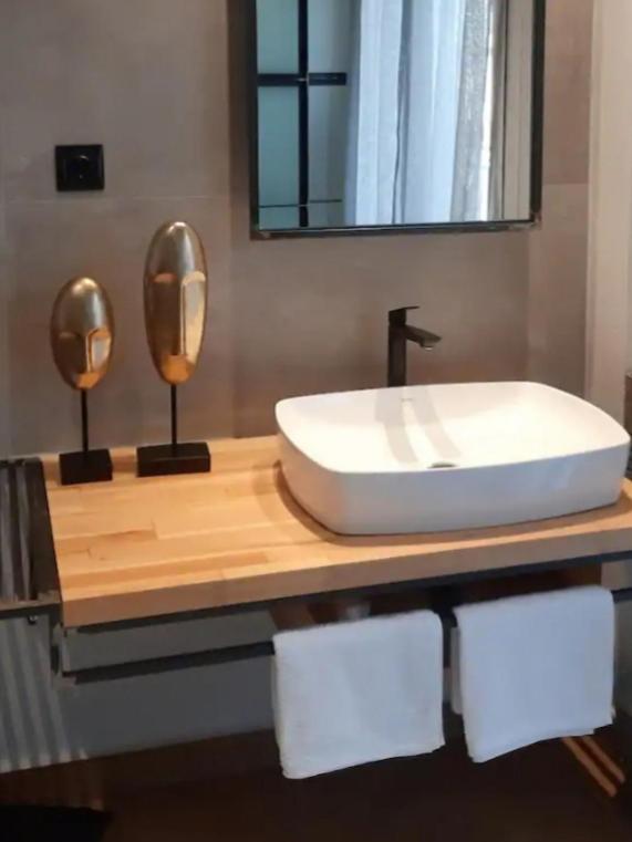 Sroom Apartment Mesolóngion Zewnętrze zdjęcie